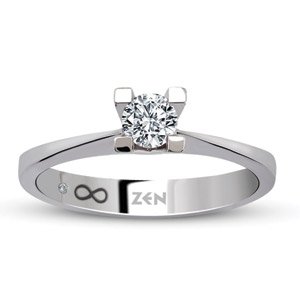 SOLITAIRE RINGS