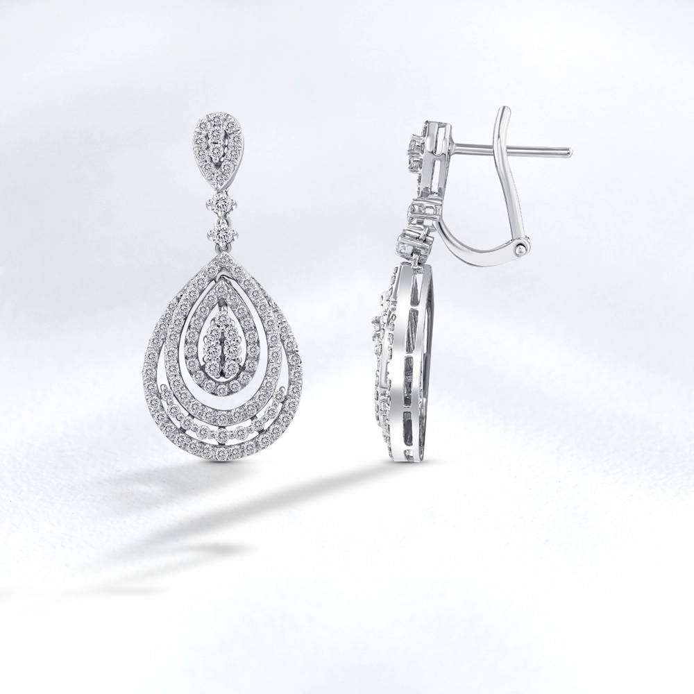 Design Diamond Earring