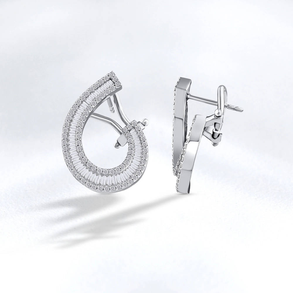 Design Diamond Earring